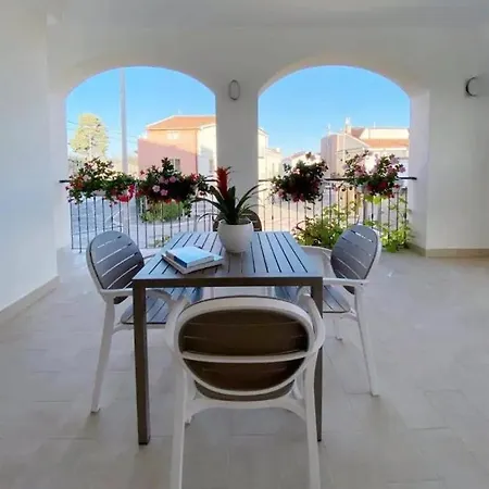 La Veranda Fiorita Bed & Breakfast